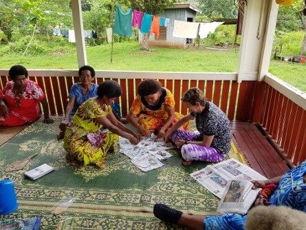 Sustineo's Katja Mikhailovich working with a women's group in Ravita village in Fiji